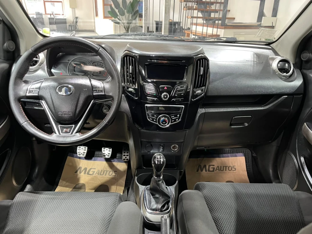 imagen 0 de vehiculo con id 2235